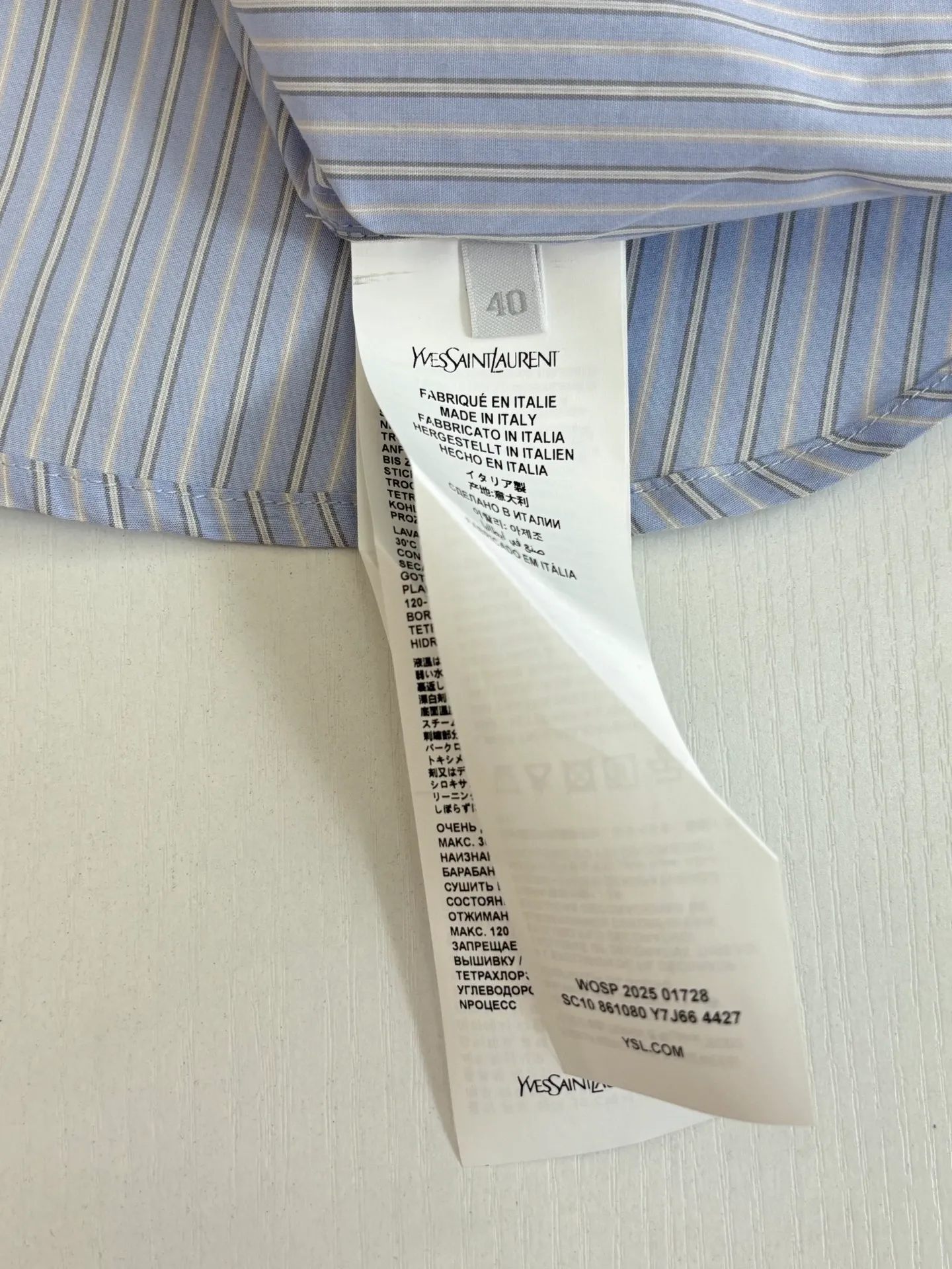 Saint Lauren*/ YSL ：Light Blue ， YSL Logo， 。 ， + ， ， 、 ， Size：S/M/L/XL
